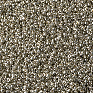 15/0 Duracoat Galvanized Light Pewter Seed Beads.