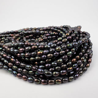 Freshwater Pearl approx. 4x5mm Rice 15in Strand