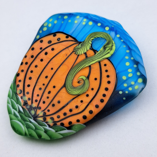 Glass bead of pumpkin