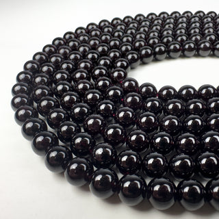 Garnet 8mm Round 15.5in Strand
