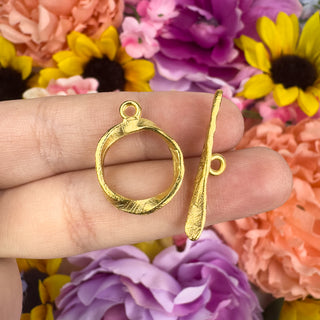 16mm Hammered Toggle Set - Multiple Colors gold