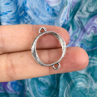 18mm Circle Connector Brushed - silver