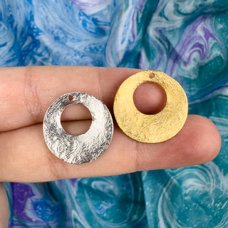 20mm Hammered Circle Pendant - Multiple Colors