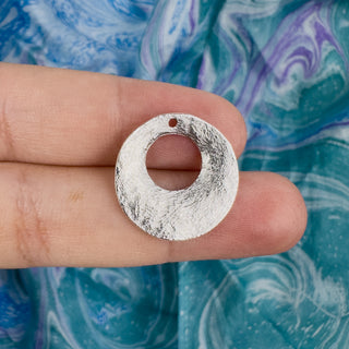 20mm Hammered Circle Pendant - Silver