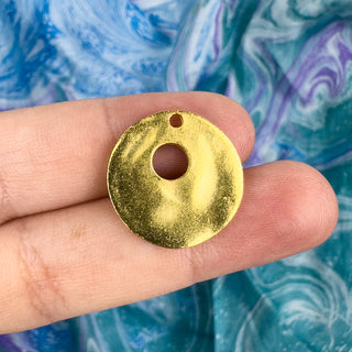 20mm Round Cut Out Pendant - Gold