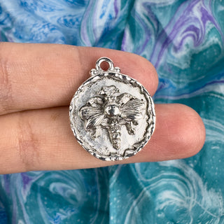 20mm Bee Pendant Hammered - Silver