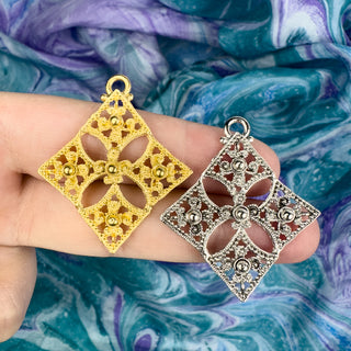 35mm Filigree 4 Corner Pendant - both