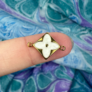 17.5mm Monogram Connector Non-Tarnish Gold - White