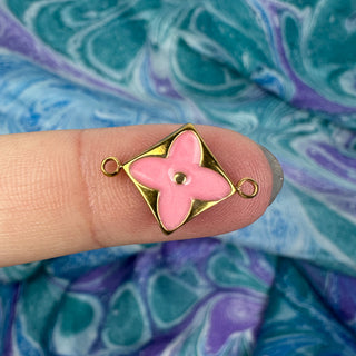 17.5mm Monogram Connector Non-Tarnish Gold - Pink