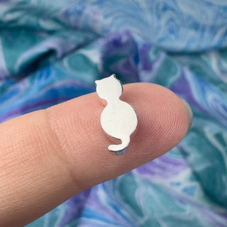 12.5x5.5mm Cat Charm - Silver