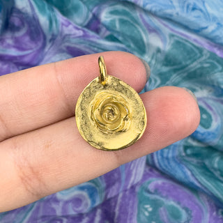 23mm Rose Teardrop Pendant Hammered - Gold
