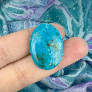 Kingman Turquoise 19.5x27mm Oval Cabochon