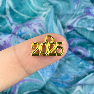 Year 2025 Charm - Gold
