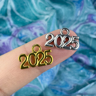 Year 2025 Charm - Multiple Colors