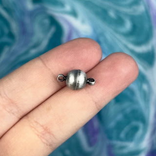 8mm Round Magnetic Clasp - Antique Silver