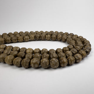 10.5mm Graywood Carved Round 15.5in Strand