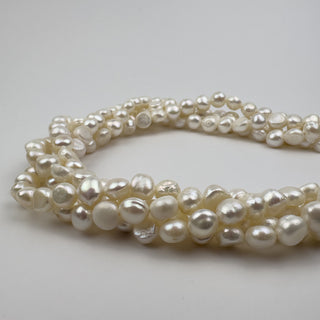 Freshwater Pearl 8.5mm Button Pearl 15in Strand