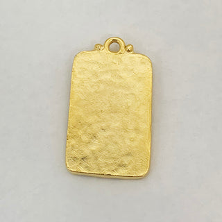 Back side of gld plated rectangular hammered pendant.