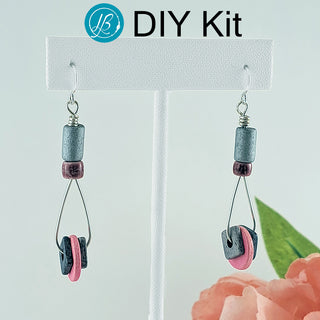 Cover of pink and gray beaded earrings DIY kit.