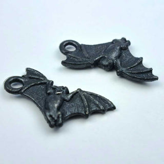 Tierracast Bat Charm Black 12x23mm