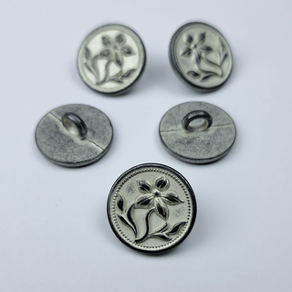 Gentian Flower Button 16mm, White & Antique Silver